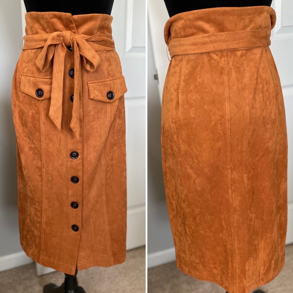 🔥 Faux suede pencil skirt🔥
